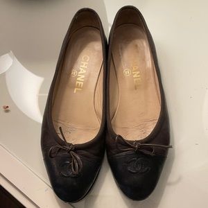 Chanel leather ballet flats
